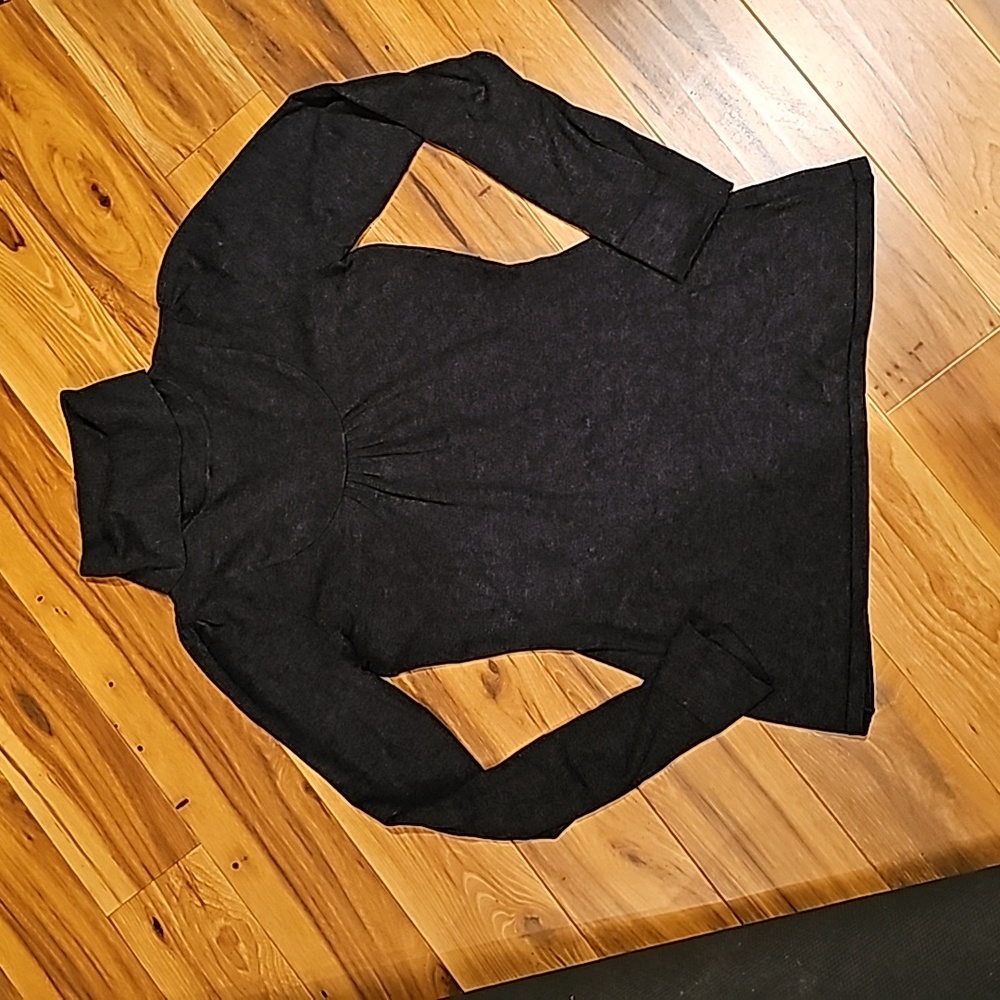 Forever 21 turtleneck sweater